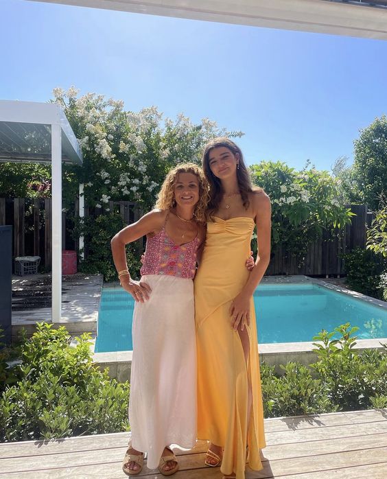 Vintage Satin Spaghetti Strap Mermaid High-slit Long Prom Dress Party Dress Evening Dress DP6463