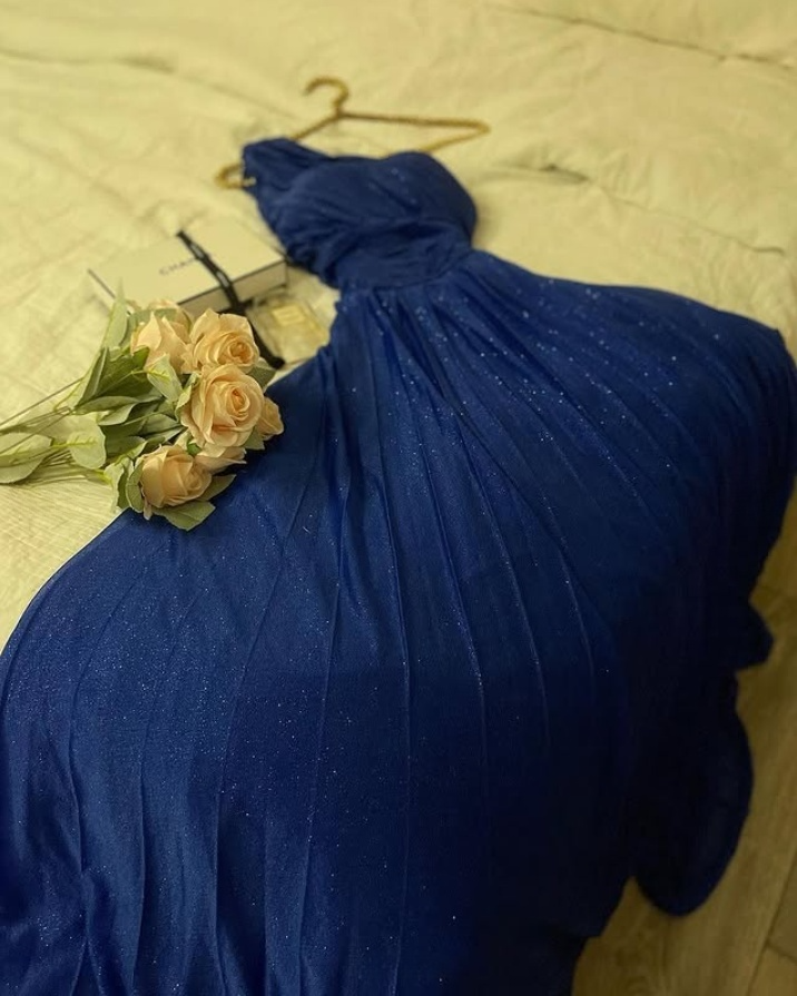 Robe de soirée longue bleu roi asymétrique, coupe trapèze, DP3328