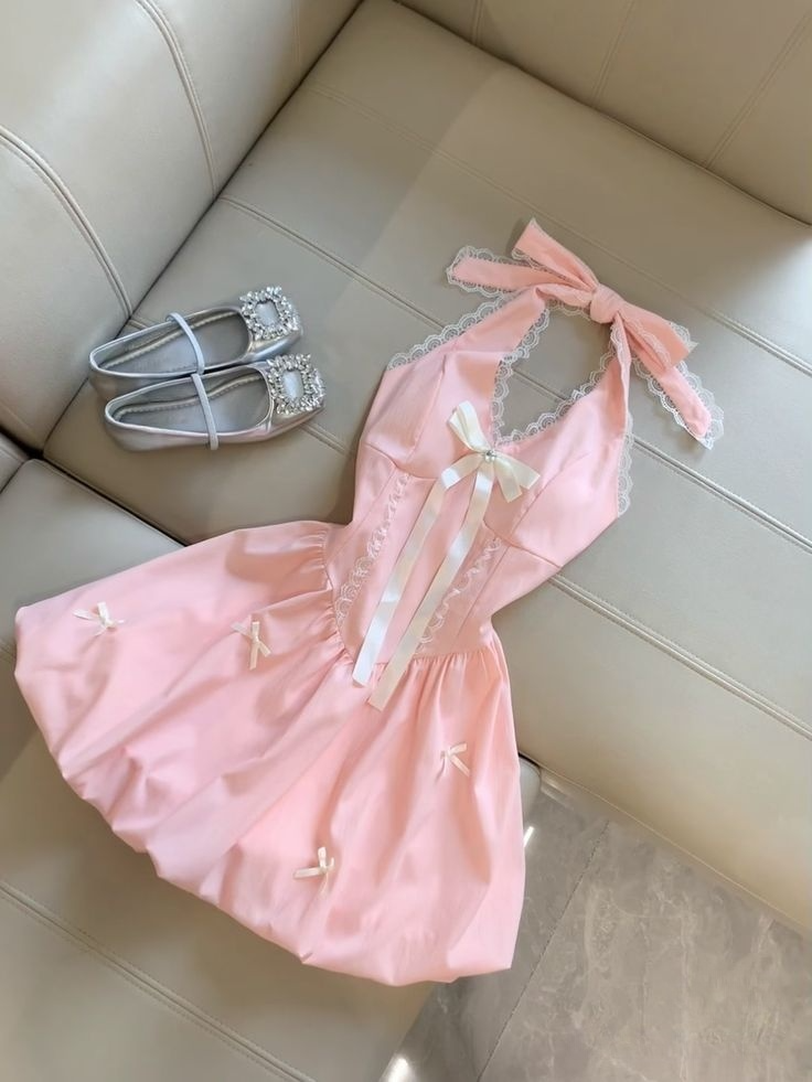 Robe de soirée courte rose à col licou et nœud papillon, DP5777