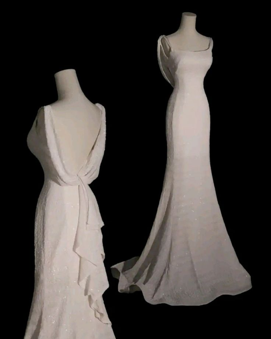Atemberaubendes langes Abendkleid im Meerjungfrauenstil mit Trägern und offenem Rücken, DP3454