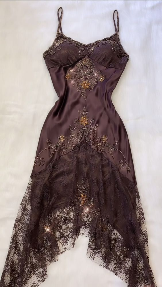 Robe de soirée vintage à bretelles spaghetti et perles, DP2509