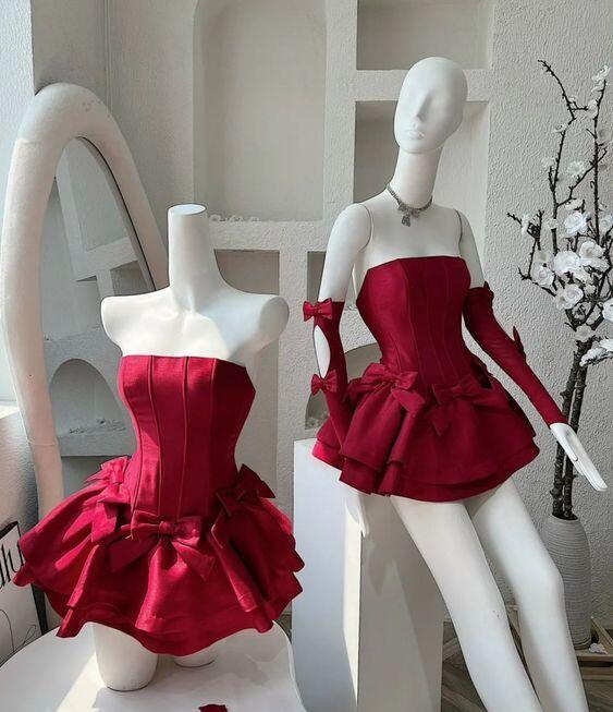 Robe de soirée rouge bustier trapèze à volants et nœud papillon, DP3052