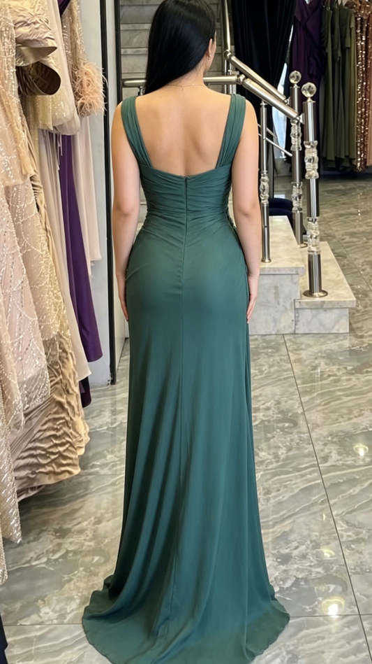 Elegant Emerald Green Ruched Chiffon Sheath Formal Evening Gown DP8473