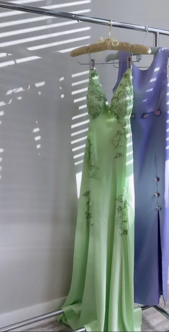 Vintage Sage Green V-neck Prom Dress Beaded Long Party Dress Spaghetti Strap Evening Dress DP1837