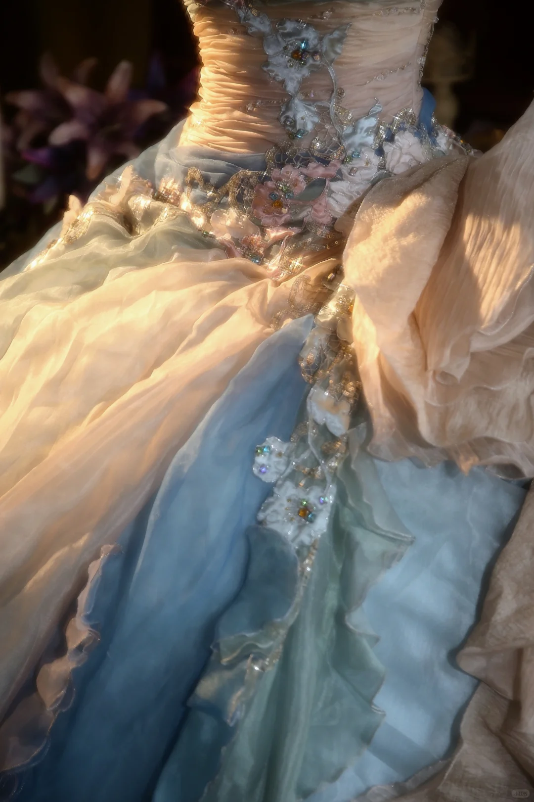 Feenhaftes trägerloses A-Linien-Chiffon-Kleid mit Perlenbesatz für Quinceanera, Geburtstags- und Ballkleid, DP5152