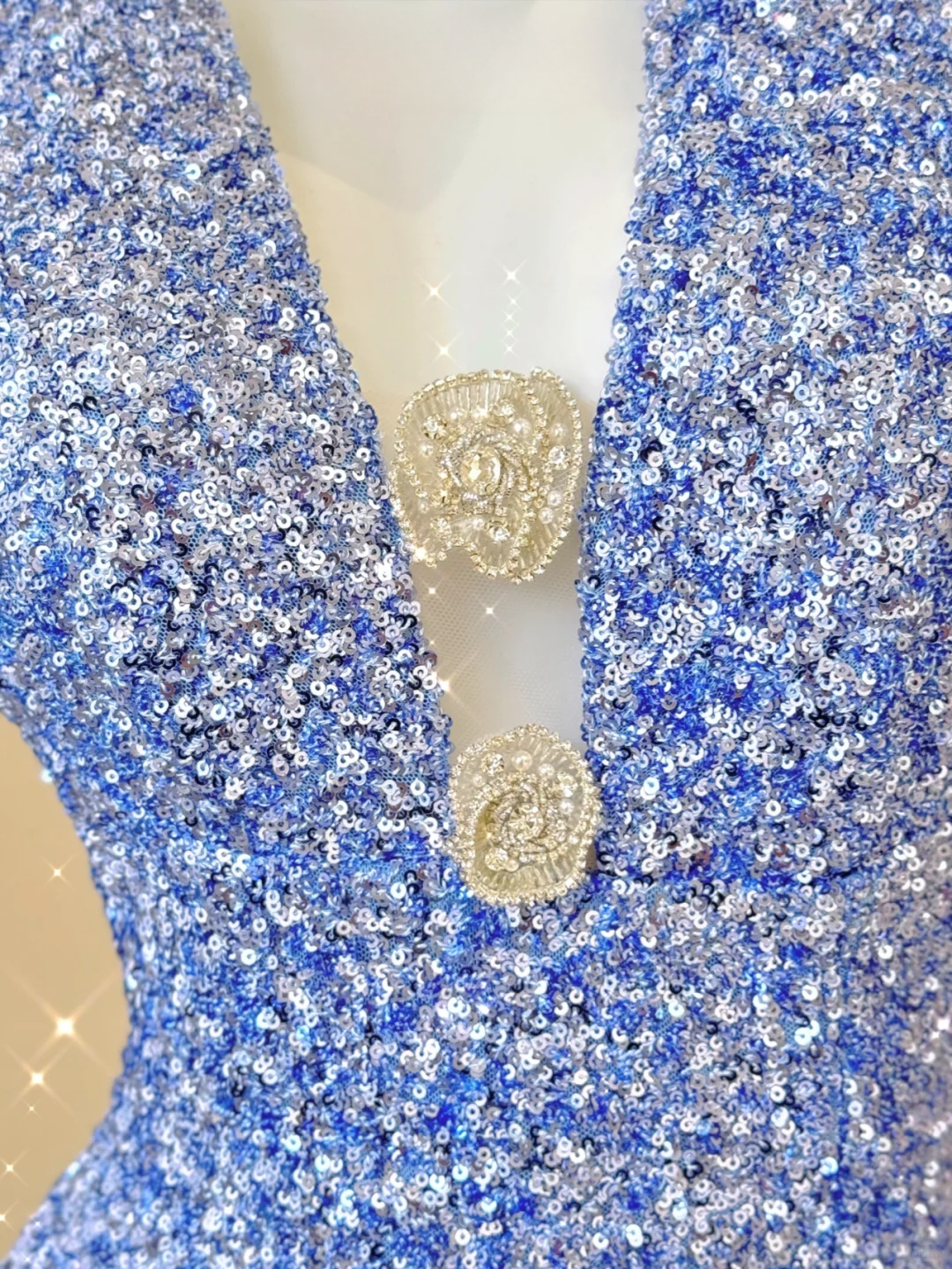 Elegant Blue V-neck Halter Dress Sequins Mermaid Long Prom Dress Evening Dress, DP3790
