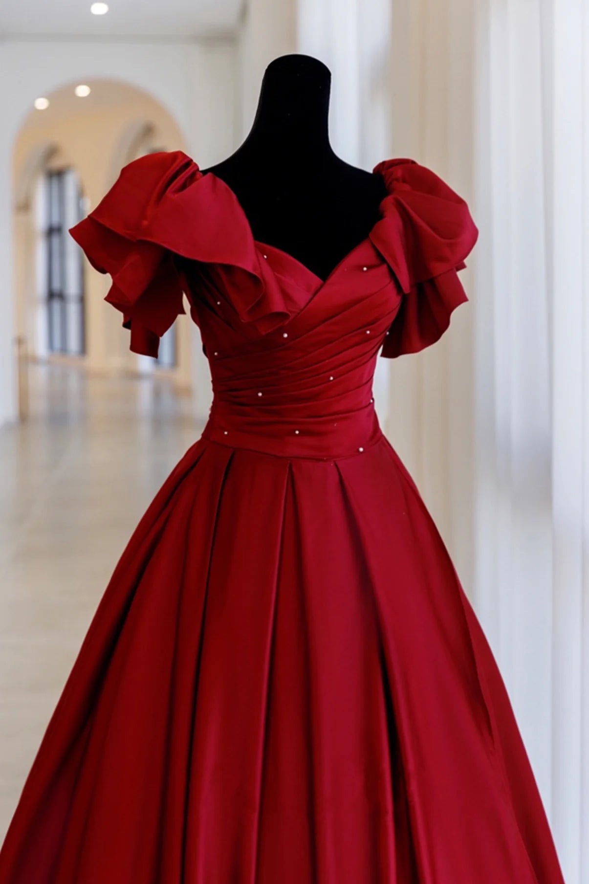 Gorgeous Burgundy V-neck Satin Puffy Sleeves Beading Sweet 16 Quinceanera A-Line Evening Dress Ball Gown DP6320