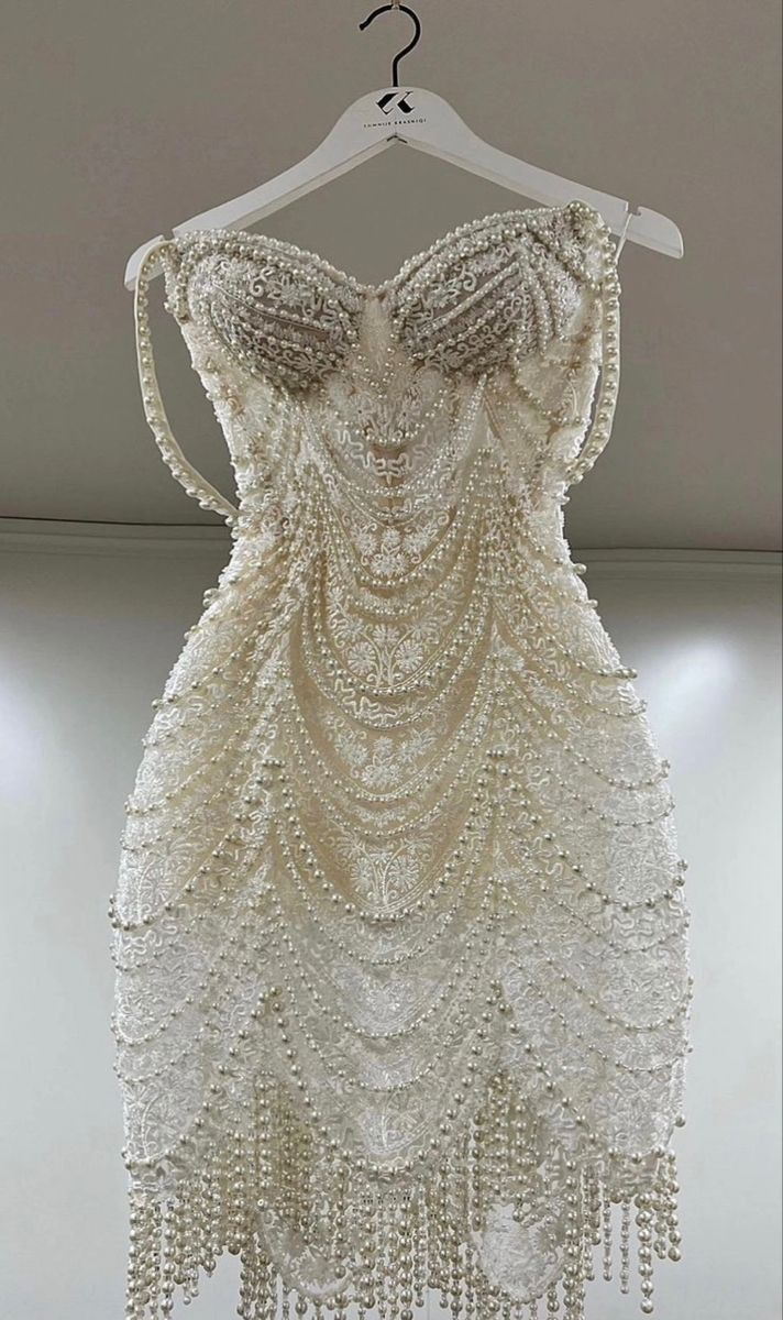 Wunderschönes weißes Etuikleid mit Trägern, Spitze und Perlen, kurze Partykleider, Geburtstags-Outfits, DP5643