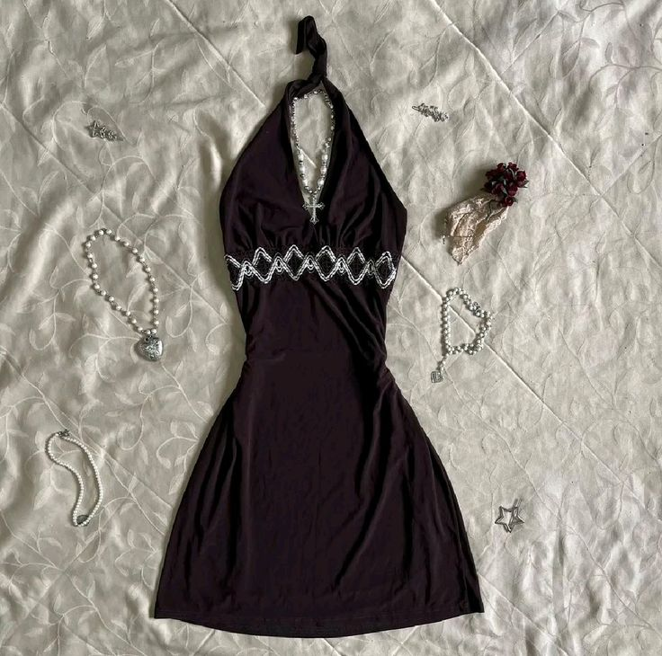 Robe de soirée courte marron vintage à appliques et dos nu, DP3620
