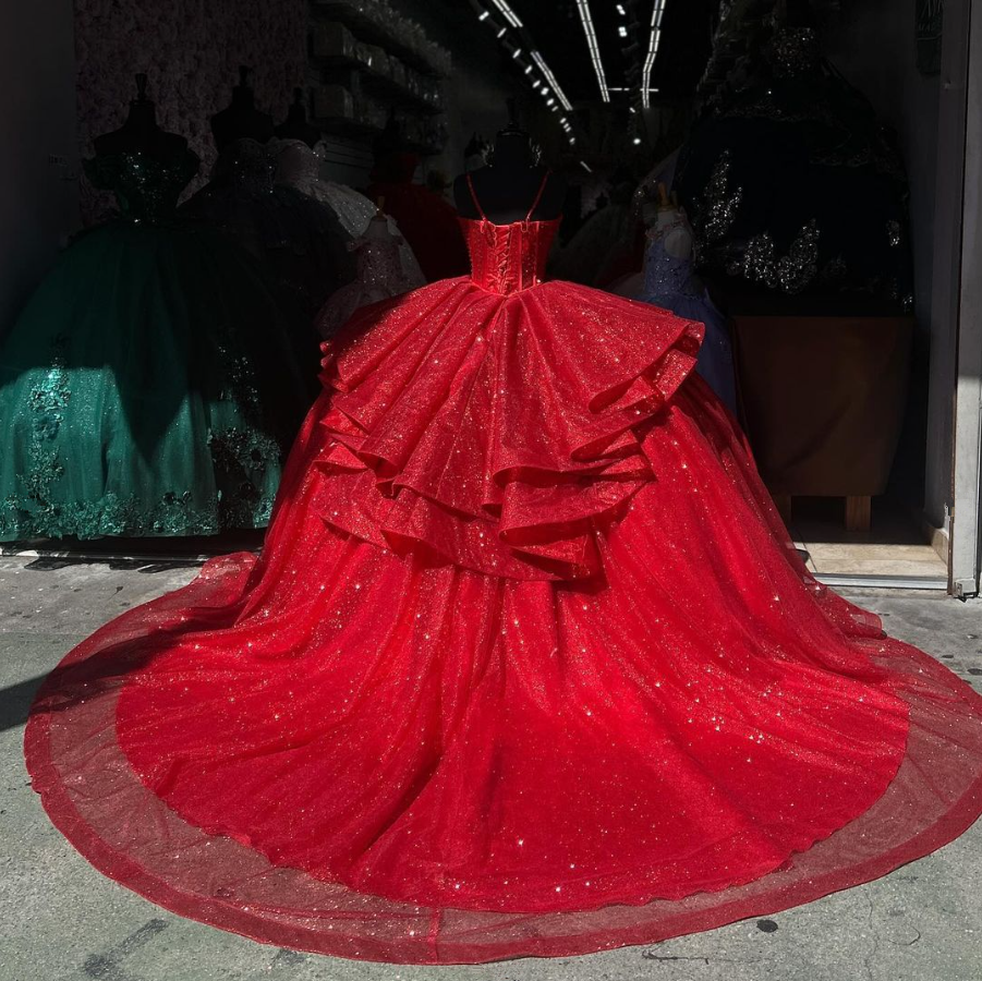 Superbe robe de bal rouge à bretelles et perles pour 16 ans, DP3356
