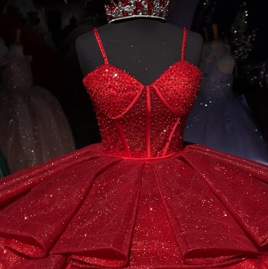 Superbe robe de bal rouge à bretelles et perles pour 16 ans, DP3356