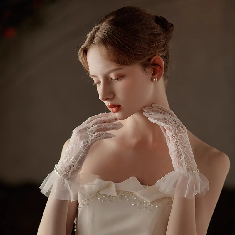 French Lace Short Bridal Gloves White Pearl Lace Wedding Dinner Retro Sleeves, DP5299