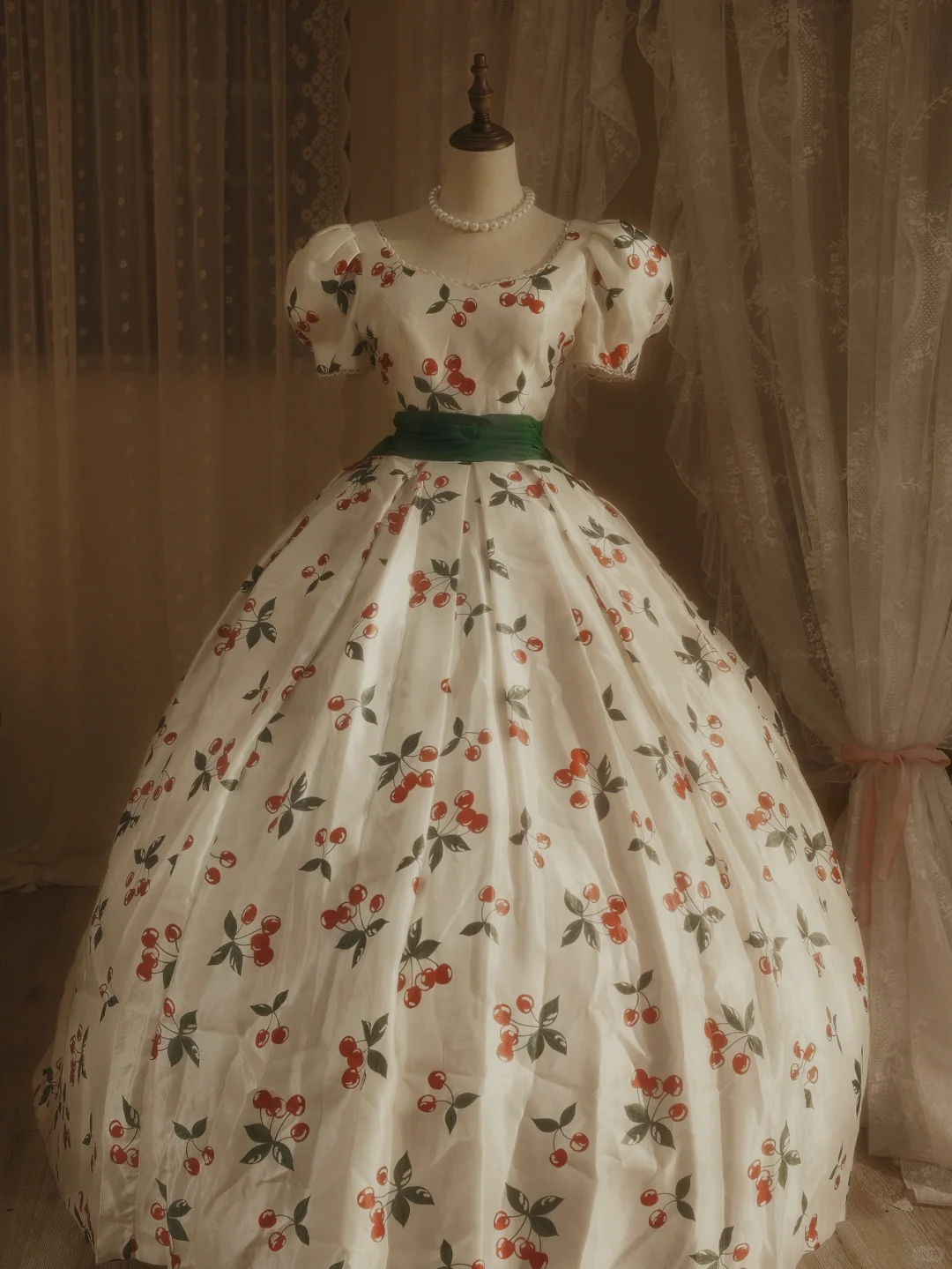 Süßes Quinceanera-Kleid mit Kirschen-Print in A-Linie, Geburtstags-Ballkleid, DP5153