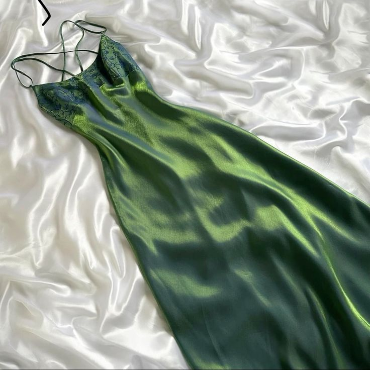Charmante robe de soirée longue vintage simple à bretelles vertes, DP2862
