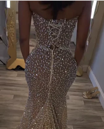 Robe de bal longue style sirène vintage gris argenté, sans bretelles, ornée de perles, DP6565