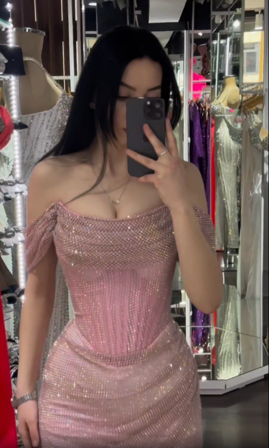 Rosa schulterfreies Meerjungfrau-Abendkleid, lang, DP3841