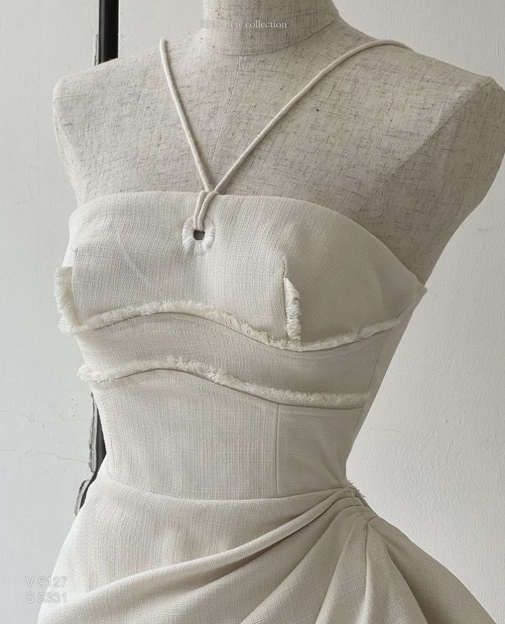 Elegant Halter Short Party Dress Homecoming Dress with Ruffles, DP3049