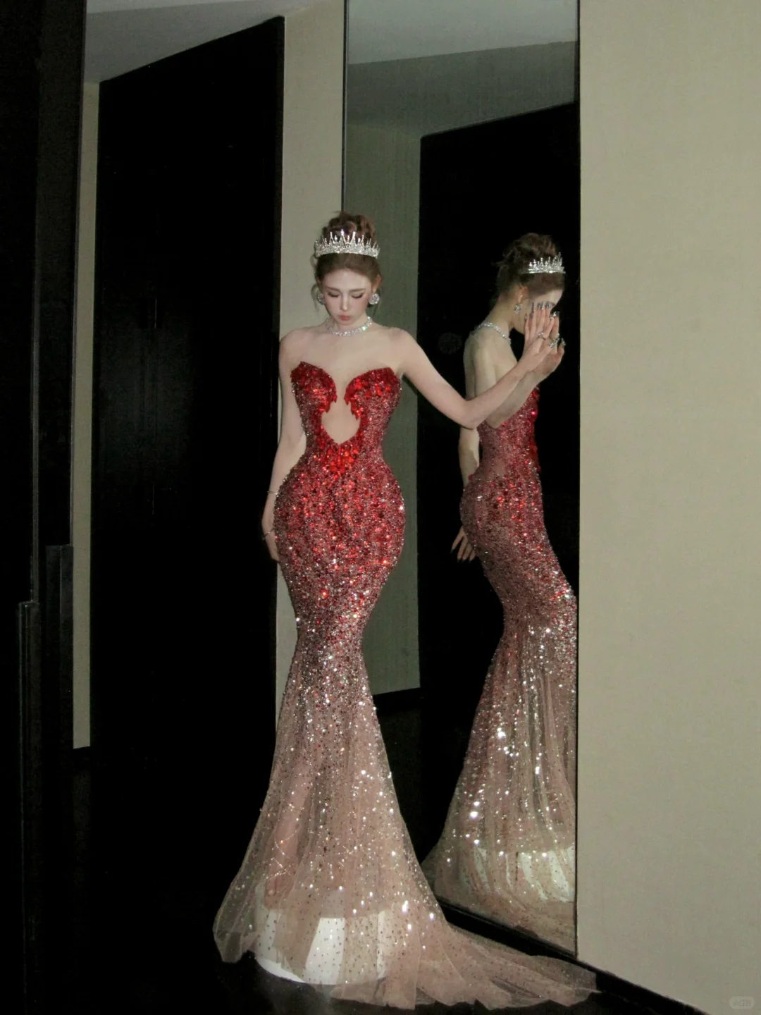 Vintage Farbverlauf Rot Liebsten Trägerlosen Meerjungfrau Design Sexy Ballkleid Abendkleid DP6253