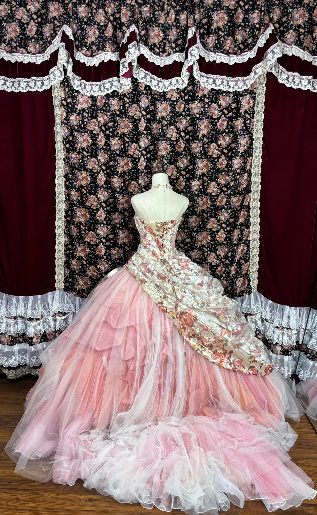 Robe de Quinceanera en tulle rose rétro à fleurs, sans bretelles, coupe trapèze, pour un anniversaire de 18 ans, DP5912