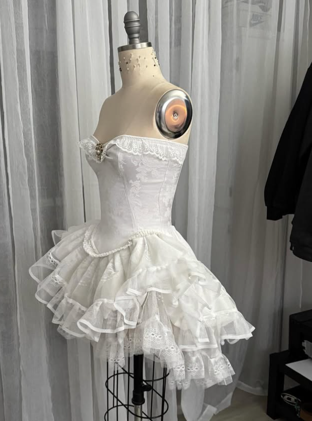 Vintage Beige Sweetheart Strapless Design A-line Lace Homecoming Dress DP6013
