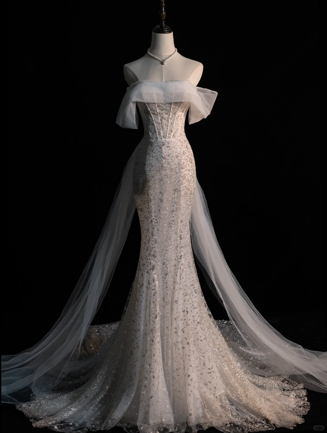 Gorgeous White Off Shoulder Mermaid Sequins Long Evening Party Dresses, DP5222