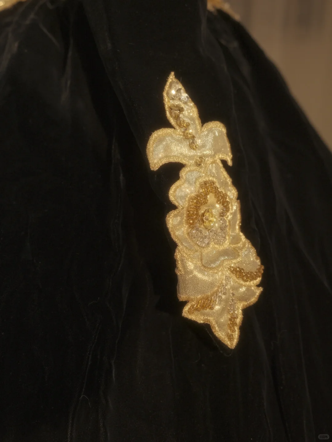 Elegantes schwarzes schulterfreies Quinceanera-Kleid mit langen Ärmeln, Geburtstagsballkleid, DP5154