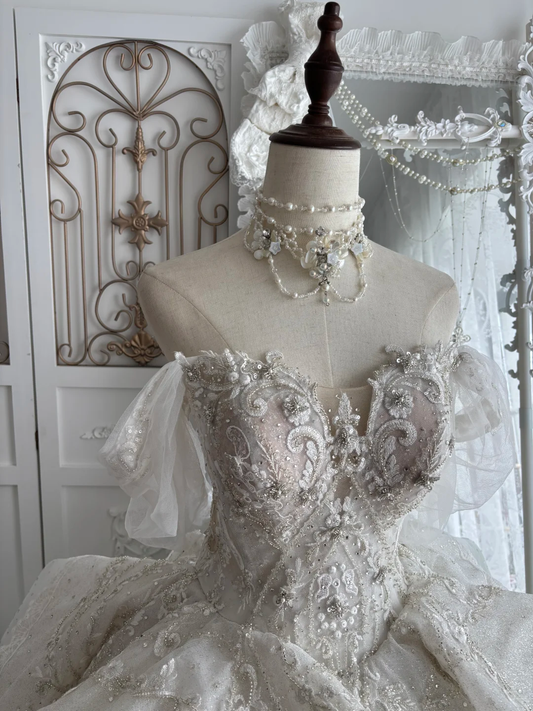 Luxury Off-the-Shoulder Sweetheart Ball Gown Wedding Dress Glitter Tulle Beaded Lace Tiered Bridal Gown with Train DP8136