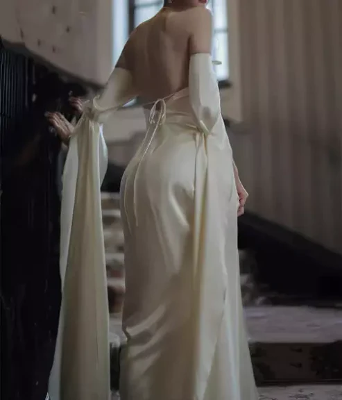 Elfenbeinfarbenes schulterfreies Maxikleid, rückenfreies langes Partykleid aus Satin, DP3605