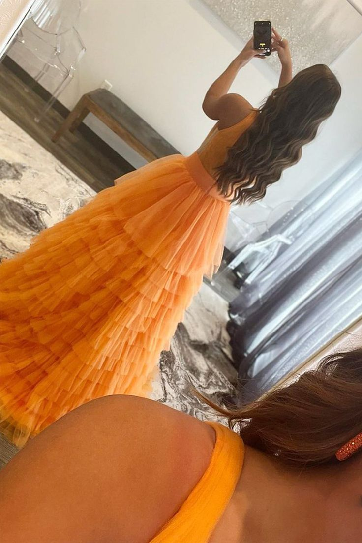Robe de bal sexy orange trapèze dos nu à volants, DP0138