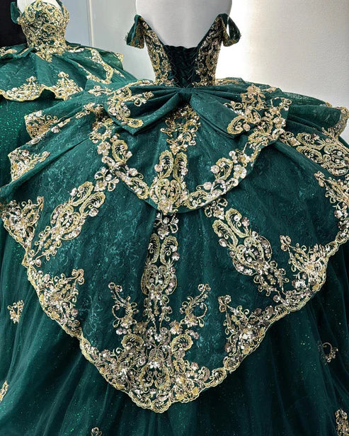 Elegant Emerald Green Off-Shoulder Gold Embroidered Applique Glitter Tulle Quinceanera Ball Gown DP7233