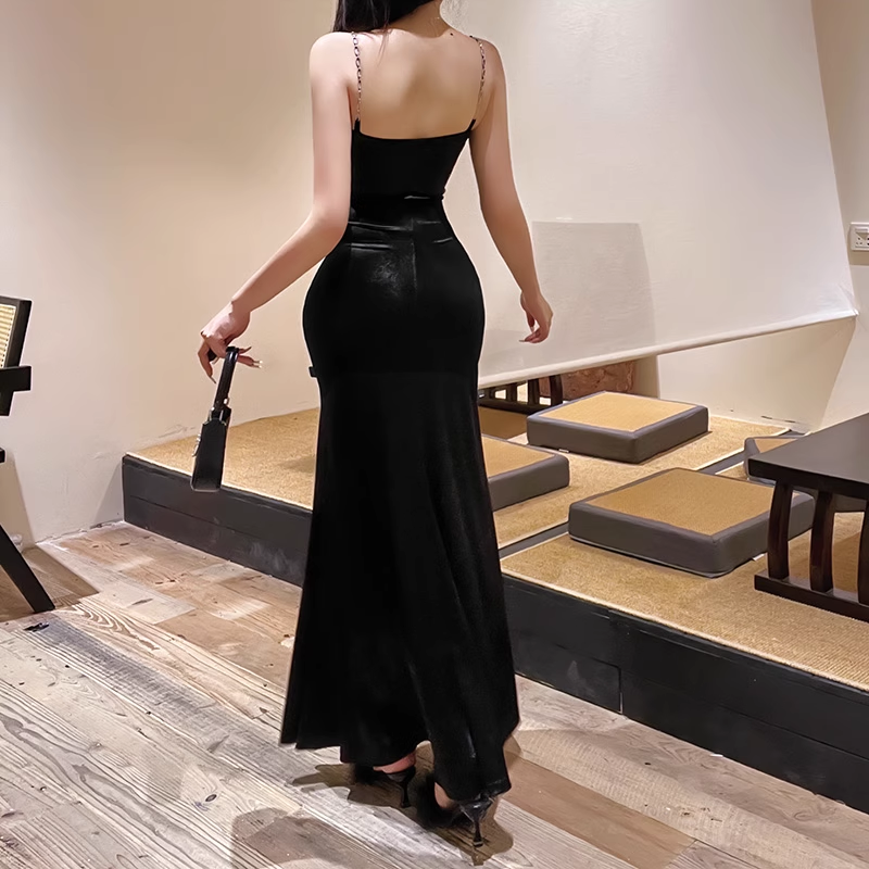 Wunderschönes schwarzes Spaghettiträger-Taillenketten-Meerjungfrauen-langes Ballkleid Abendkleid DP6402