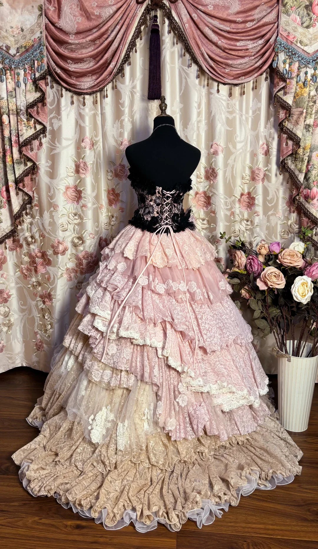 Vintage Pink Lace Strapless Tiered Sweet 16 Quinceanera A-Line Evening Dress Ball Gown DP6280