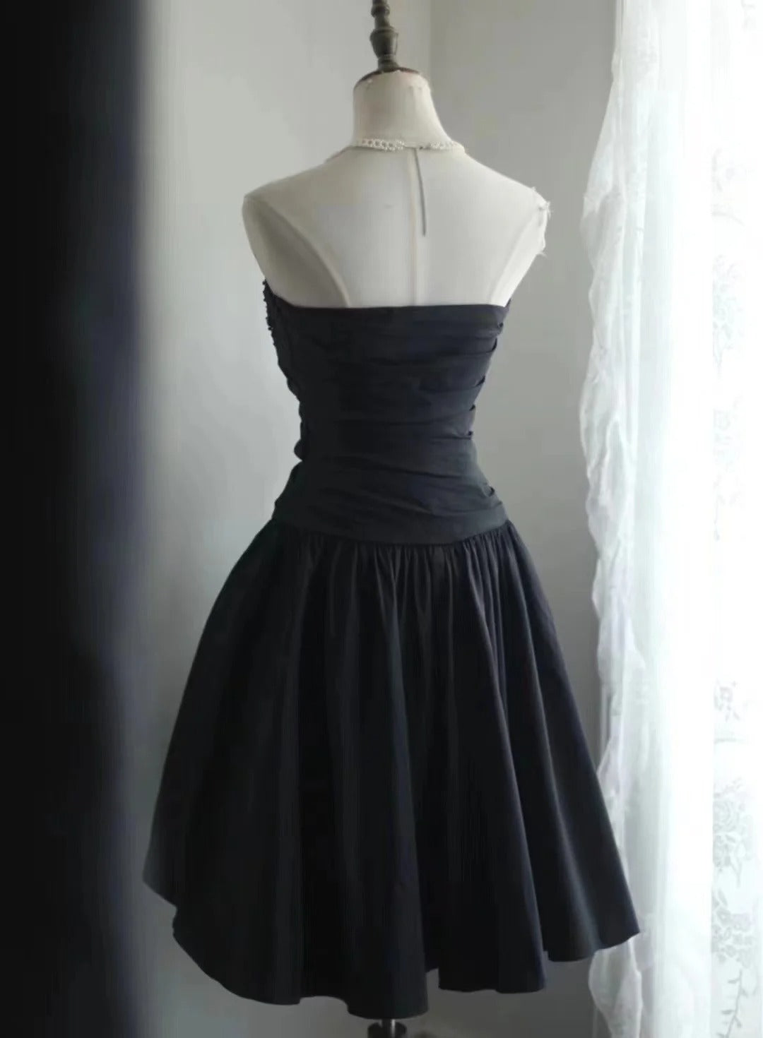 Vintage Black Sweetheart Beading Design A-line Strapless Party Dresses Homecoming Dresses, DP5807