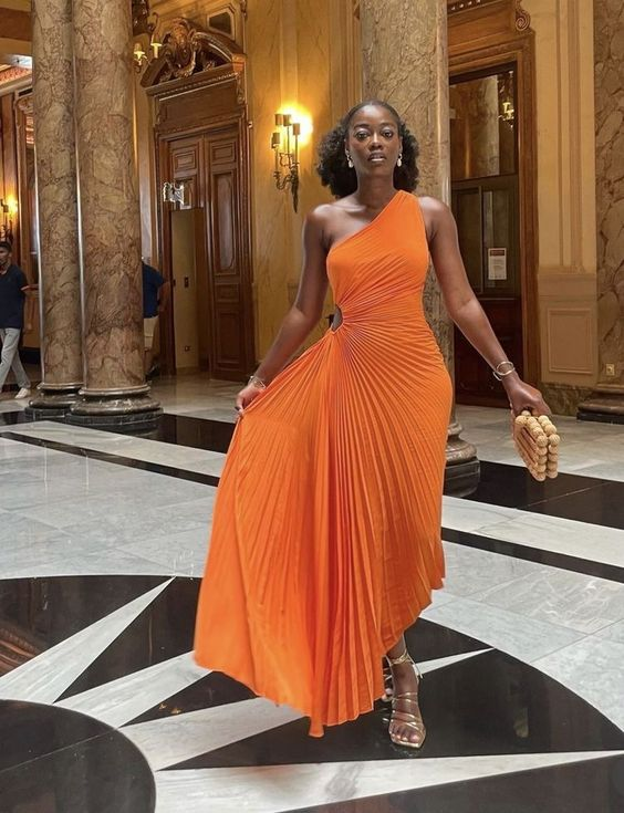 Robe de soirée longue plissée orange asymétrique, coupe trapèze, DP2928