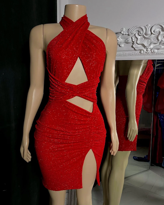 Silbernes, glänzendes Neckholder-Partykleid mit Cut-Outs und figurbetontem Design, DP2607