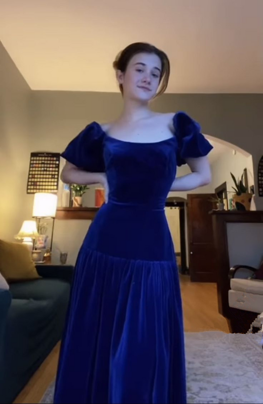 Königsblaues langes A-Linien-Partykleid aus Samt mit kurzen Ärmeln, DP3878