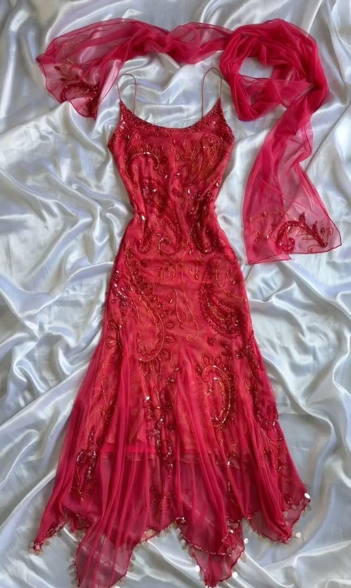 Charmante robe de bal longue rouge vintage à bretelles et perles, DP3162
