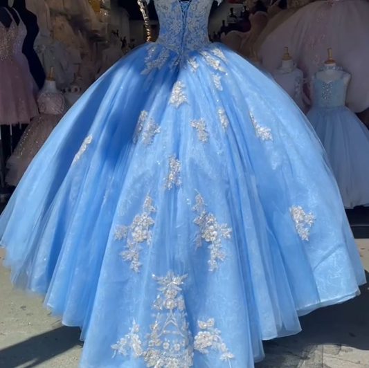 Blaues schulterfreies Quinceanera-Kleid mit Tüllapplikationen, Sweet 16 Ballkleid, DP2678
