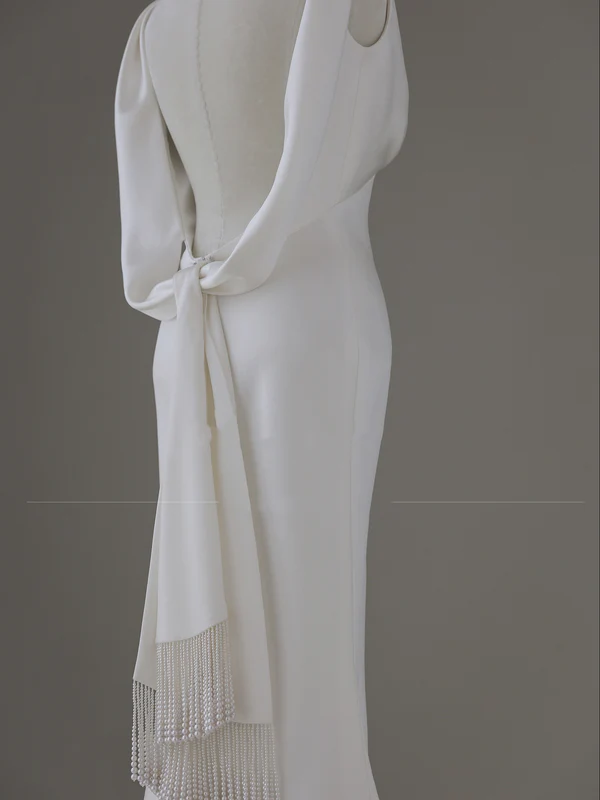 Atemberaubendes weißes rückenfreies langes Meerjungfrau-Abendkleid, Brautkleid, DP3482