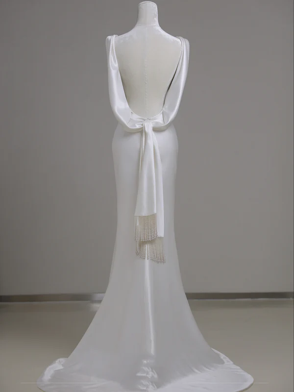 Atemberaubendes weißes rückenfreies langes Meerjungfrau-Abendkleid, Brautkleid, DP3482