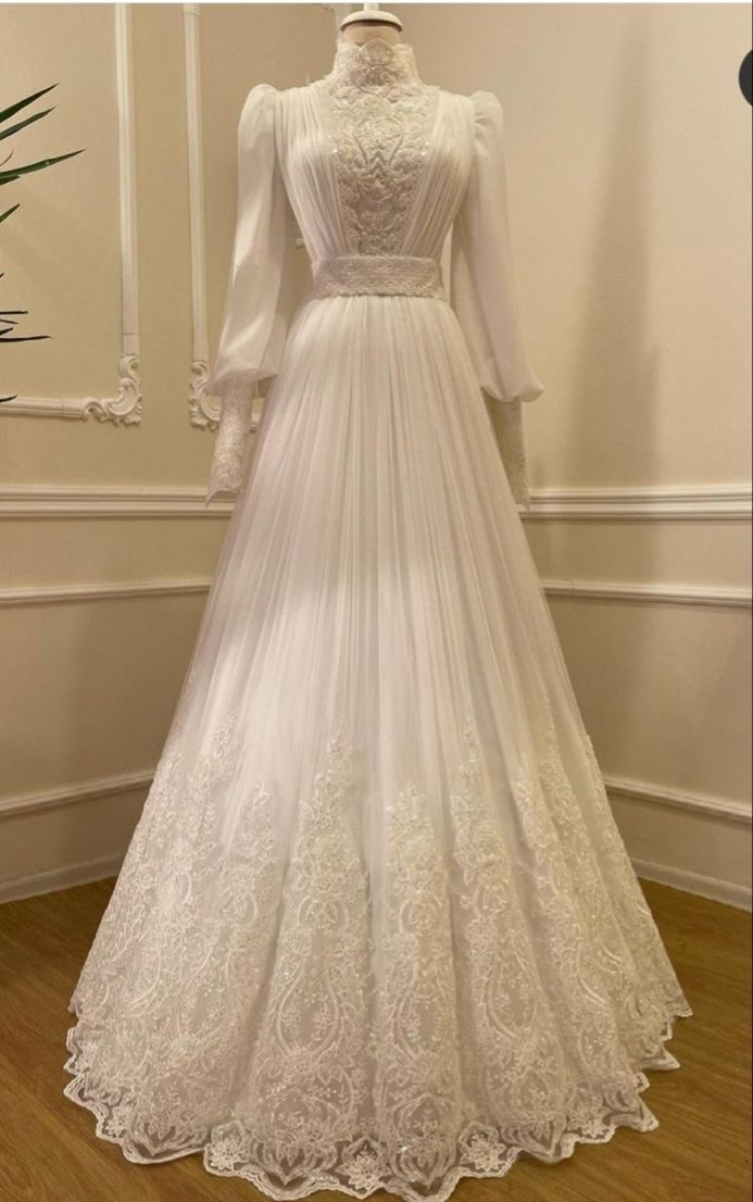 Elegantes weißes A-Linien-Brautkleid mit langen Ärmeln und Spitze, DP5245