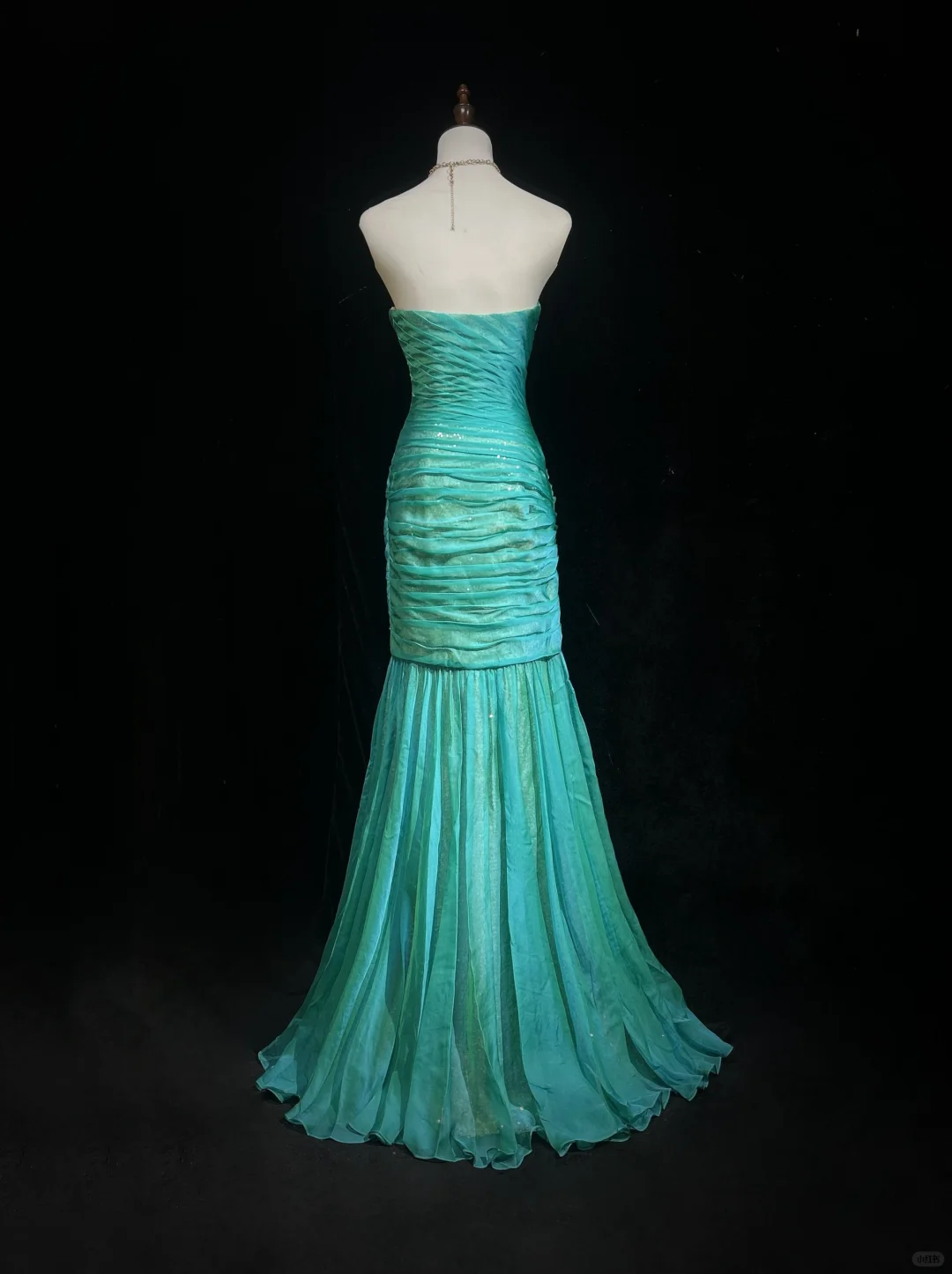 Elegant Green Sweetheart Mermaid Sequins Vintage Long Evening Party Dress, DP5327