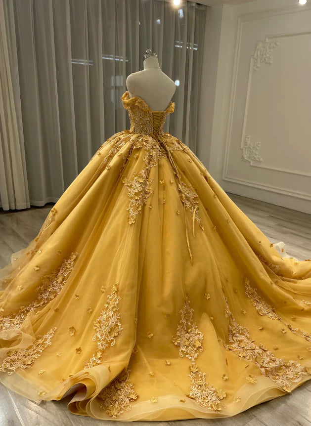 Wunderschönes gelbes Sweetheart-Applikation-Schulterfreies Perlen-A-Linie Tüll Bodenlanges Ballkleid Geburtstagskleid Abendkleid Ballkleid DP6498