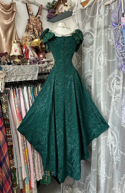 Vintage Dark Green Off-the-shoulder Irregular Hem Design A-Line Applique Prom Dress Evening Dresss DP6203