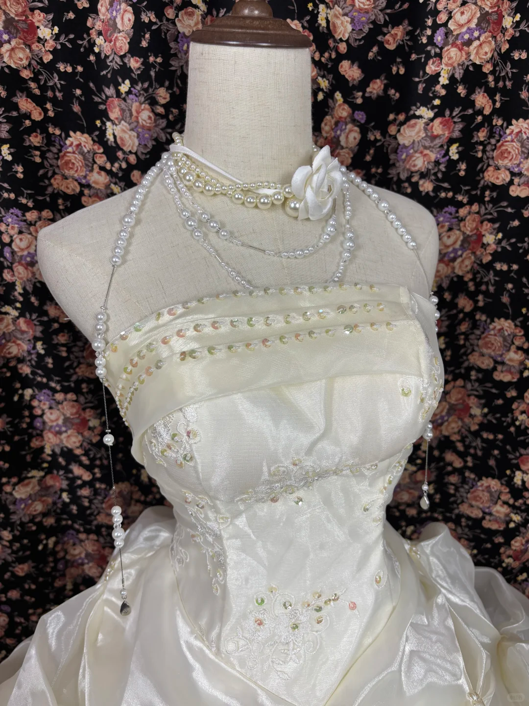 Retro-trägerloses A-Linien-Quinceanera-Kleid mit Perlenbesatz und Tüll, Abend- und Ballkleid, DP5911