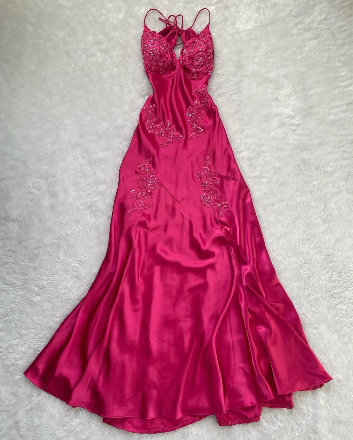 Hellviolettes Meerjungfrau-Abendkleid im Vintage-Stil mit V-Ausschnitt und Perlenbesatz, DP2288