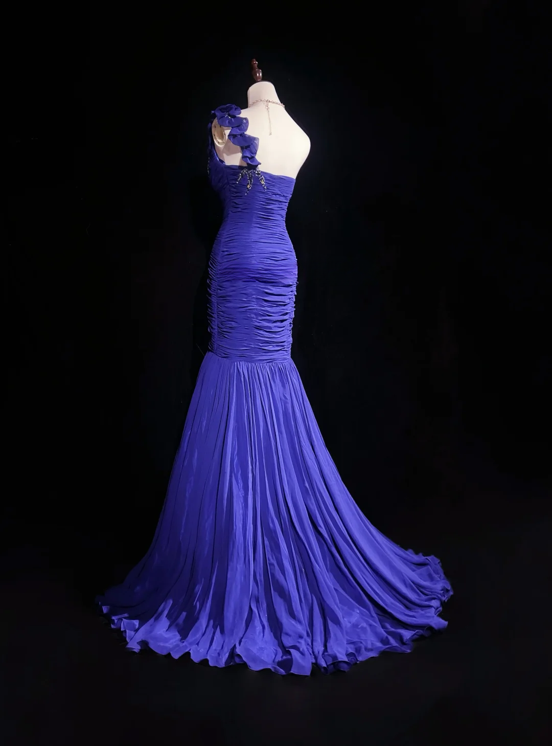 Lila One-Shoulder Meerjungfrau Perlenbesetztes Vintage Langes Abendkleid, DP5328