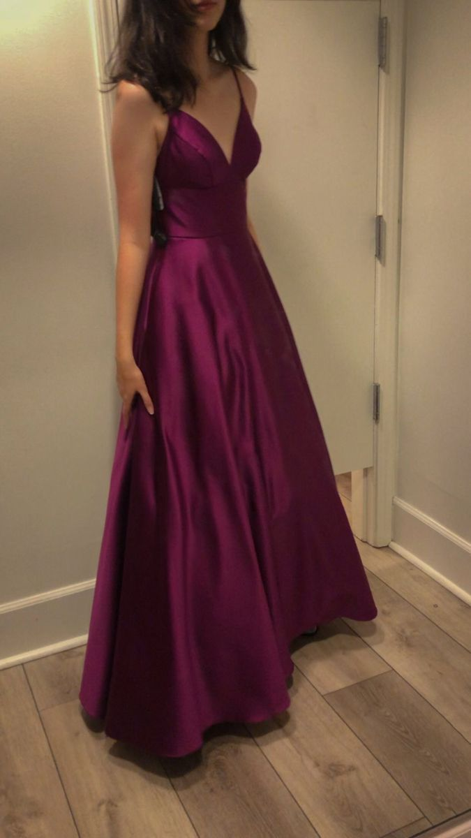 Lila V-Ausschnitt A-Linie Satin Schlichtes langes Abendkleid DP3880