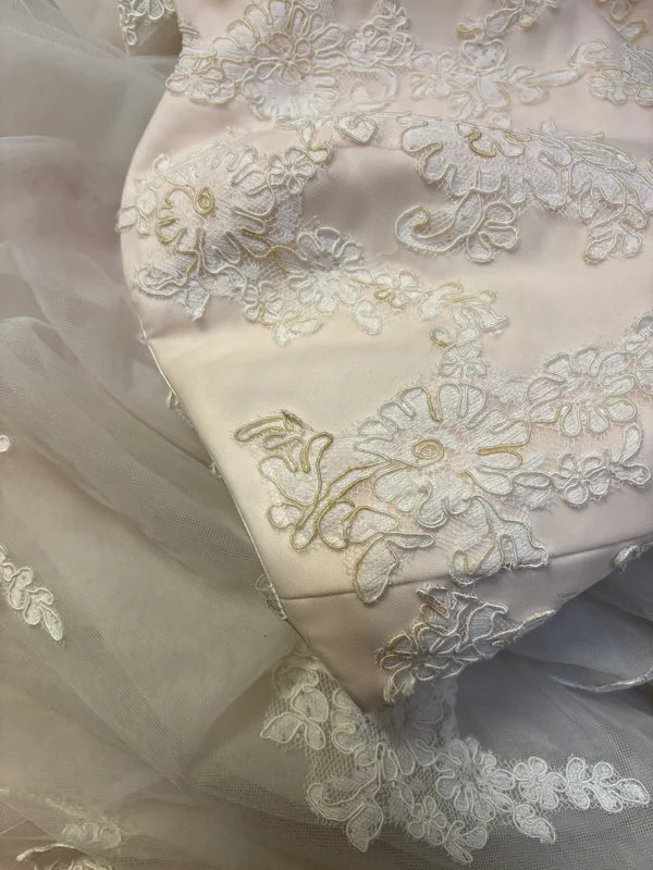 Retro Light Pink Sweetheart Applique Strapless Tulle Sweet 16 Quinceanera A-Line Evening Dress Ball Gown DP6284