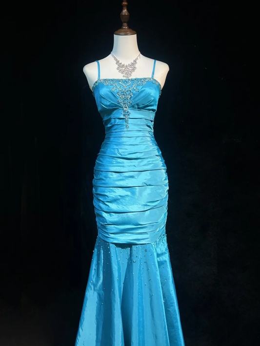 Robe de soirée longue style sirène bleue à bretelles spaghetti et perles, DP5329